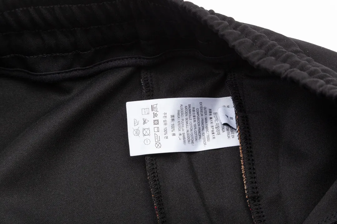 BURBERRY Classic Lo GO 、 Quality 、 、 Breathable Same Style ：Black Sizes： XS Ｓ Ｍ L